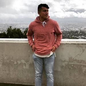 Meet your Posher, Julio